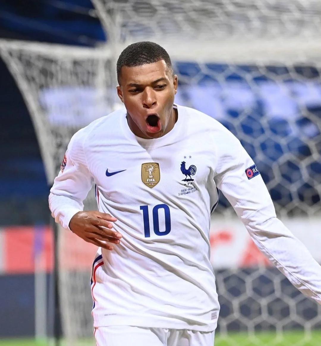 U17战报：2025世少巴西2-4点负意大利，收获第四名